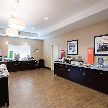 Hampton Inn Saskatoon South Buitenkant foto
