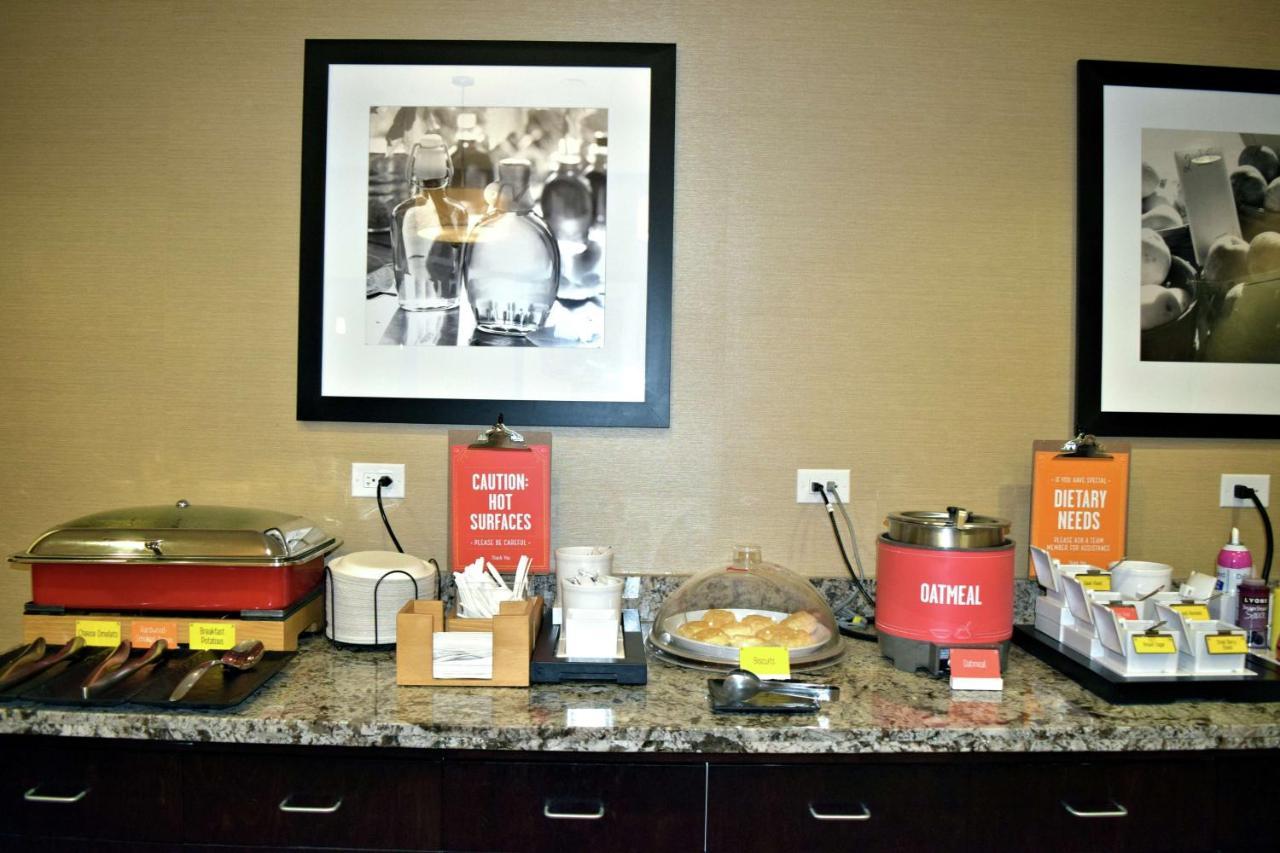Hampton Inn Saskatoon South Buitenkant foto
