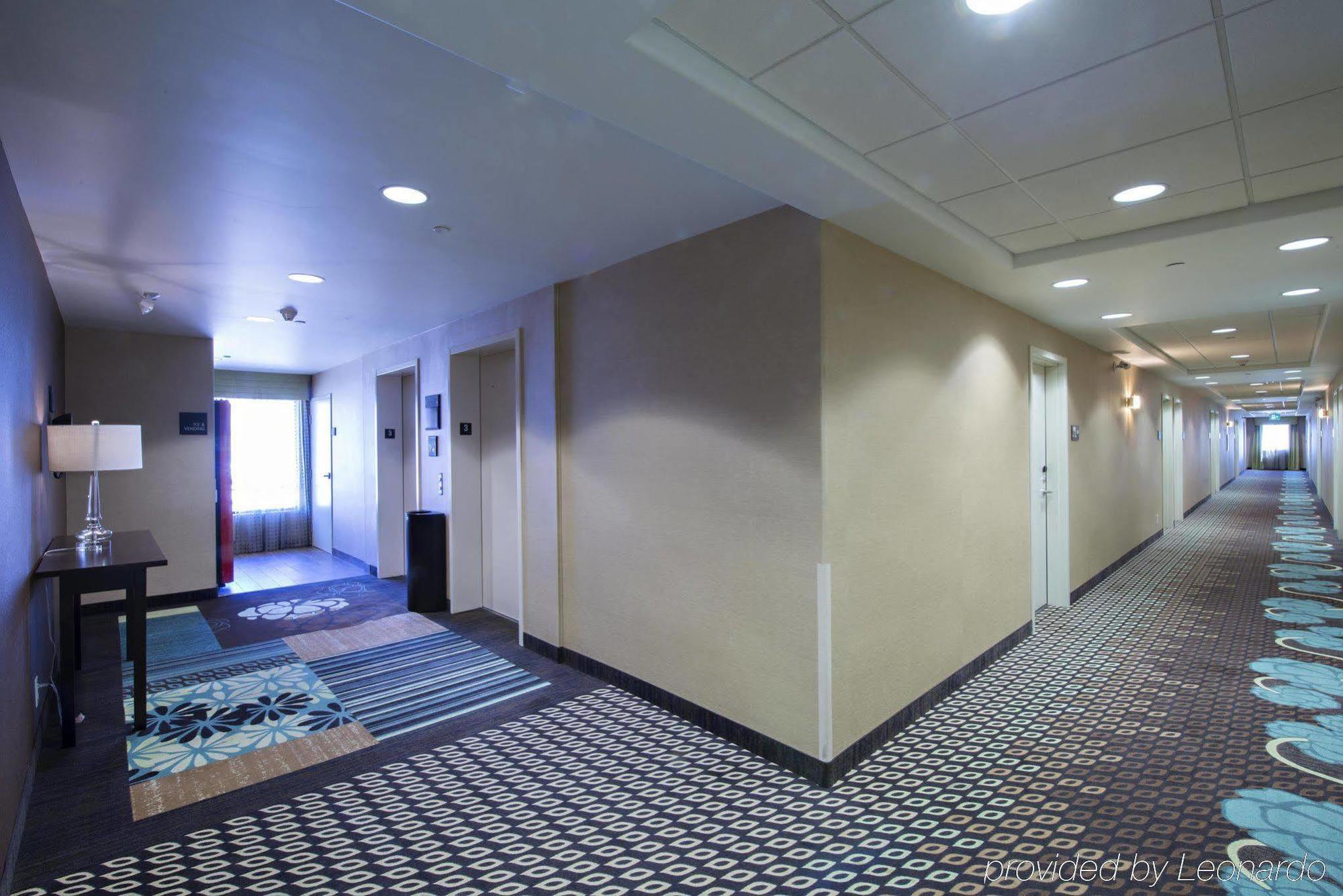 Hampton Inn Saskatoon South Buitenkant foto